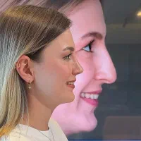 منشی و دستیار پزشک