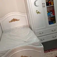 تخت و تشک و کمد بچگانه