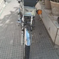 موتور سیکلت هندا پیشرو ۲۰۰‌استارتی مدل۱۴۰۰