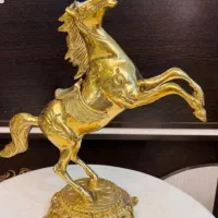 اسب برنز و سه عدد رخ برنز