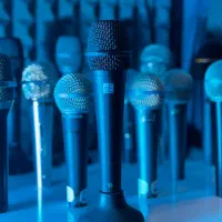 فروش انواع میکروفن با قیمت استثنایی