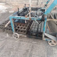 کارگربلوکه زنی وملات ساز
