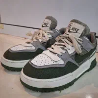 کفش نایک|کیف، کفش، کمربند|اصفهان, دستگرده|دیوار