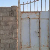 زمین-200-متری-در-محوطه-کارگاهی
