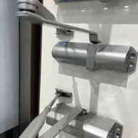 جک ۳ مرحله ای استپ دار ژاپن|مصالح و تجهیزات ساختمان|تهران, امام خمینی|دیوار