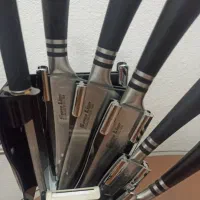 ست چاقو|ظروف پختوپز|اندیشه, اندیشه فاز ۳|دیوار