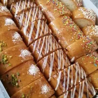 وردست‌قنادماهرنیمه ماهر استادکار خلیل اباد کاشمر