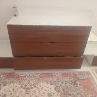 میز اتو و دراور و دو عدد پایه تخت