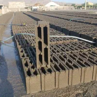 بلوک سیمانی دور حیات، باغی، لیکا ساختمانی