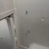 انجام لکه گیری و خورده کاری گچکاری