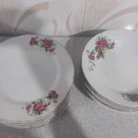 تعدادی ظرف|ظروف سرو و پذیرایی|ملایر, |دیوار