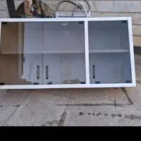کابینت دیواری فلزی کاملا سالم و بدون پوسیدگی