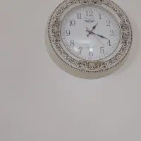 ساعت دیواری