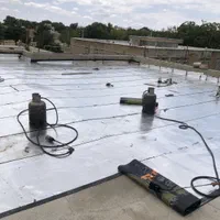 ایزوگام  لکه گیری تعمیرات حتی نیم میام|خدمات پیشه و مهارت|تبریز, |دیوار