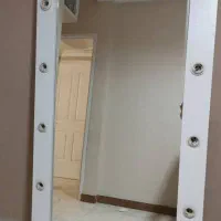 اینه چراغدار قدی