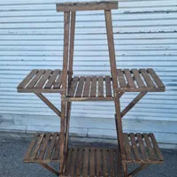 استند چوبی گل|گل و گیاه طبیعی|اردبیل, |دیوار