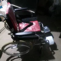 یک عدد ویلچر با وسایل کامل|آرایشی، بهداشتی، درمانی|هشتگرد, شهرک ایران خودرو|دیوار