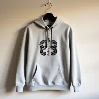 تمام هودی ها توی عکس ۷۶۰ت|لباس|شیراز, آزادی|دیوار