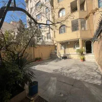 150متر-آپارتمان-1-از-3-شهرک-غرب