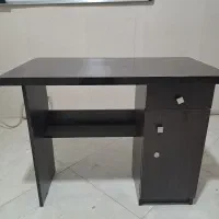 میز معلم و میز کامپیوتر