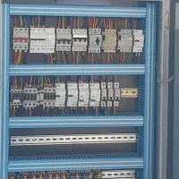 برقکار تعمیرکارلباسشویی یخچال پکیج کولر برق صنعتی