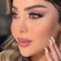 افر ویژه عروس و‌همراهی میکاپ و‌شنیون|خدمات آرایشگری و زیبایی|مشهد, فلسطین|دیوار