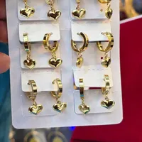 انواع مدل گوشواره در بدلیجات کریمی