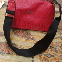 کیف دخترانه قرمز