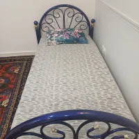 تخت فلزی تک نفره