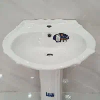 روشویی پایه دار با شیر اهرمی