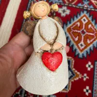 مجسمه فرشته با قلب قرمز،تزیینی خاص و فانتزی