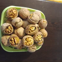 گردوی پوست کاغذی درجه یک تویسرکان