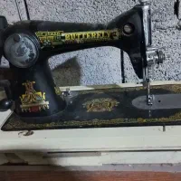 چرخ خیاطی شیک و تمیز