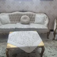 مبل ۷ نفره به همراه میز و ۲ عسلی|مبلمان خانگی و میز عسلی|تهران, استخر|دیوار