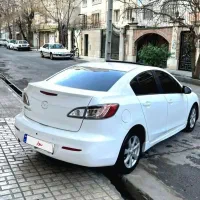 ماشین مزدا 3 سفید مدل 89 نیو فول ژاپن خانگی بشرط