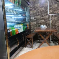 کارگر  کار در رستوران