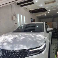 شیشه دودی آکا