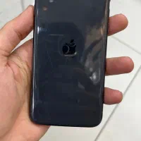ایفون SE 2020 در حد