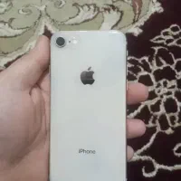 ایفون۸