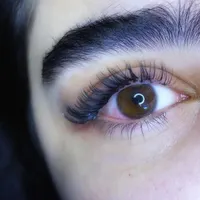 مدل اکستنشن مژه باهزینه مواد