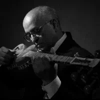 تدریس و آموزش موسیقی( تار آذربایجان)