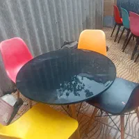 میز وصندلی پایه چوبی وپایه پلیمری