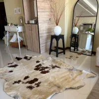 فرش دست دوز چرم وپوست|فرش|شیراز, قدوسی غربی|دیوار