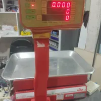 فروش یخچال۶در یخچال فریزرکینو بستنی ترازو قهوه ساز|فروشگاه و مغازه|اصفهان, جاوان|دیوار