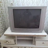 تلویزیون قدیمی  سالم و تمیز