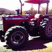 تراکتور۸۰۰