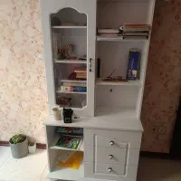 تخت میز تحریر صندلی کمد نوجوان|تخت و سرویس خواب|شیراز, زرهی|دیوار