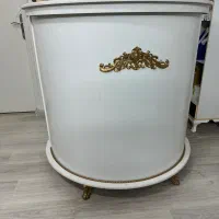 میز منشی مناسب مطب و سالن زیبایی