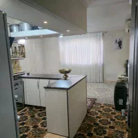 ساختمان سه طبقه و نیم در ۲۰متری اصلی حصارک بالا|پیش‌فروش املاک|نسیم‌شهر, |دیوار