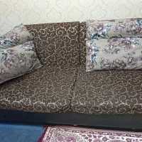 مبل تخت شو|مبلمان خانگی و میز عسلی|قم, قلعه یزدیها|دیوار
